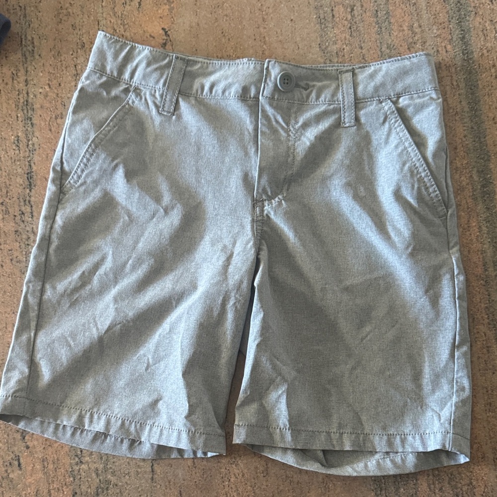 Boys 10 | BNWOT Cat + Jack Gray Shorts